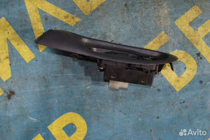 Блок управления стёклами Nissan Almera n16