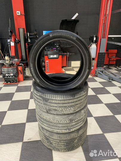 Continental PremiumContact 6 SSR 275/40 R21 и 315/35 R21