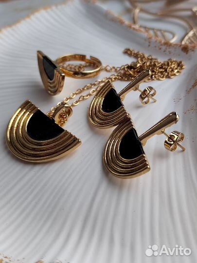 Стильный комплект серьги кольцо кулон винтаж