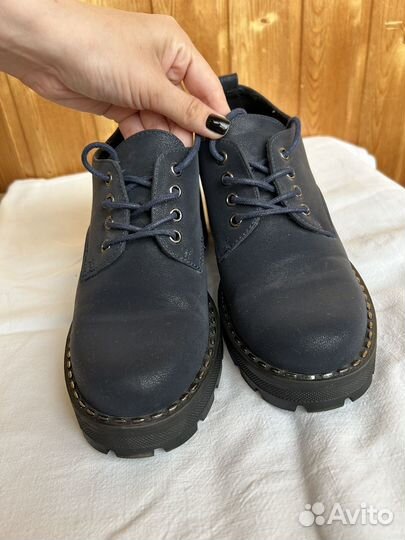 Ботинки женские