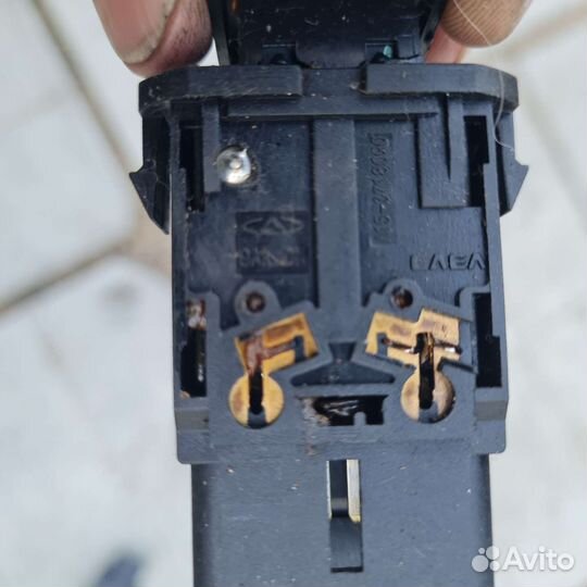 Кнопка аварийной сигнализации Chery Amulet 15