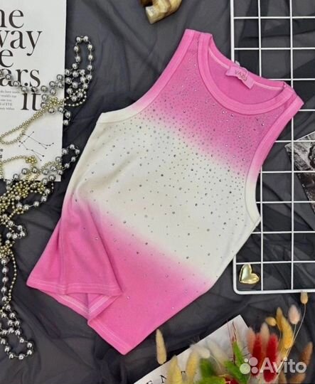 Майка со стразами