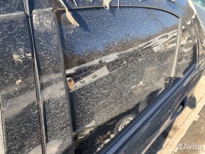 Стекло двери Мерседес W211