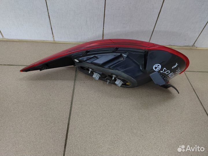 Фонарь правый наружный оригинал Mazda CX-5