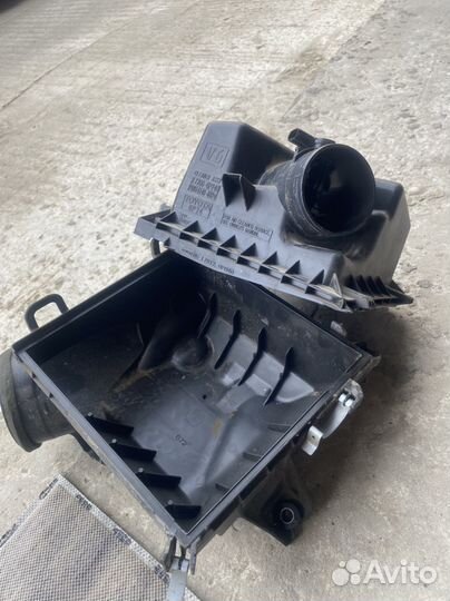 Toyota Хайлендер U50 корпус воздушного фильтра