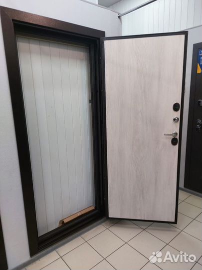 Дверь с терморазрывом