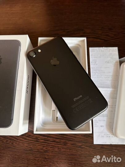 iPhone 7, 128 ГБ