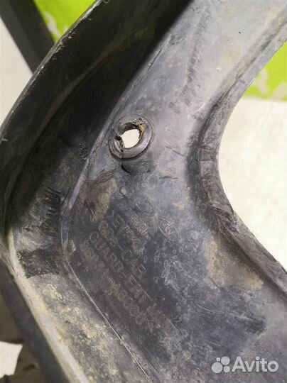 Брызговик передний левый Хендай i30 12-17