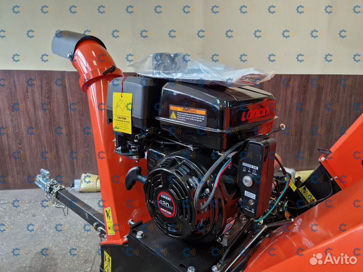 Измельчитель веток бензиновый