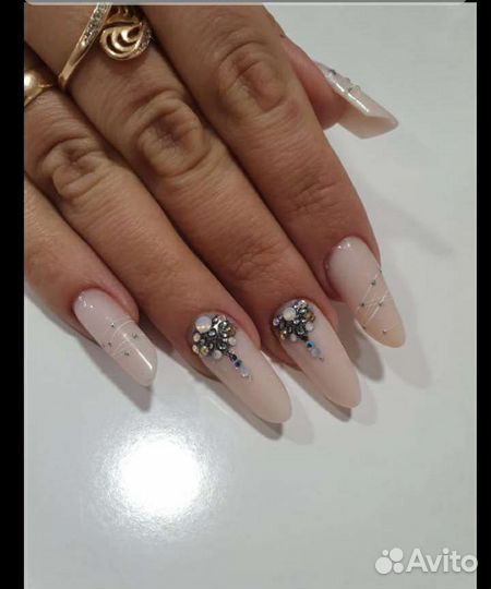 Наращивание, укрепление ногтей