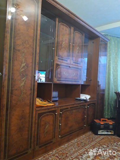 Стенка в гостиную