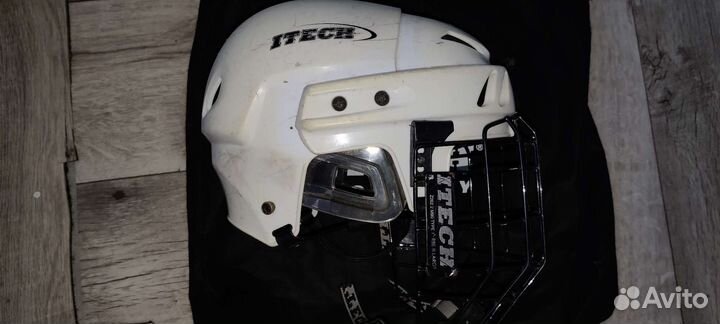 Шлем хоккейный itech Z262.2-M90 Type 1 RBE III