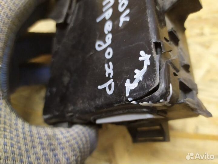 Блок предохранителей Lexus Lx 570 5.7 2013