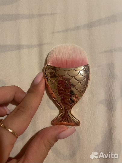 Кисти для макияжа рыбка хвостик плоская