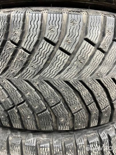 Michelin X-Ice North 4 245/40 R19 98T