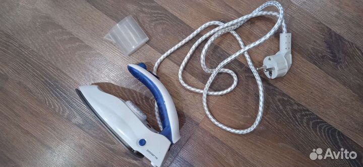 Утюг дорожный