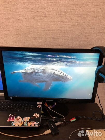 Монитор Samsung