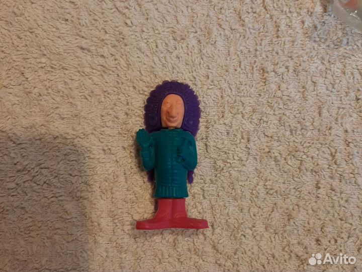 Игрушки из киндера