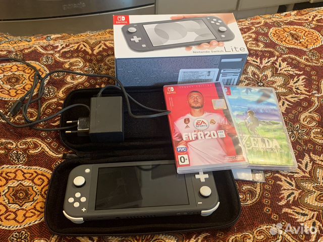 Портативная игровая консоль Nintendo Swich Lite