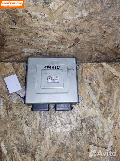 Блок управления двигателем Mazda LFB718881F