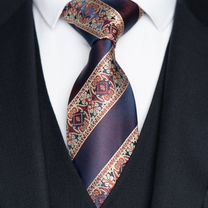 Мужской классический костюм, Москва