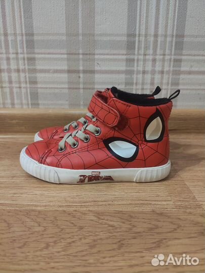 Ботинки HM 28р