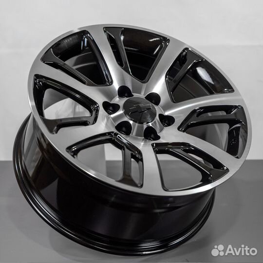 Новые диски R22 на Chevrolet Tahoe 6/139.7