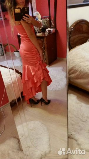Вечернее платье
