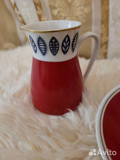 Чайник, сливочник, блюдца Freiberger porzellan