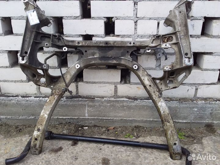 Балка двигателя BMW 5 E60 2006