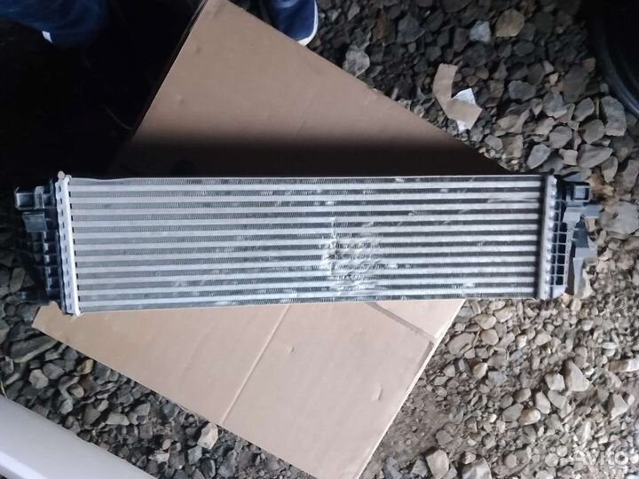 Радиатор интеркулера volvo XC 90