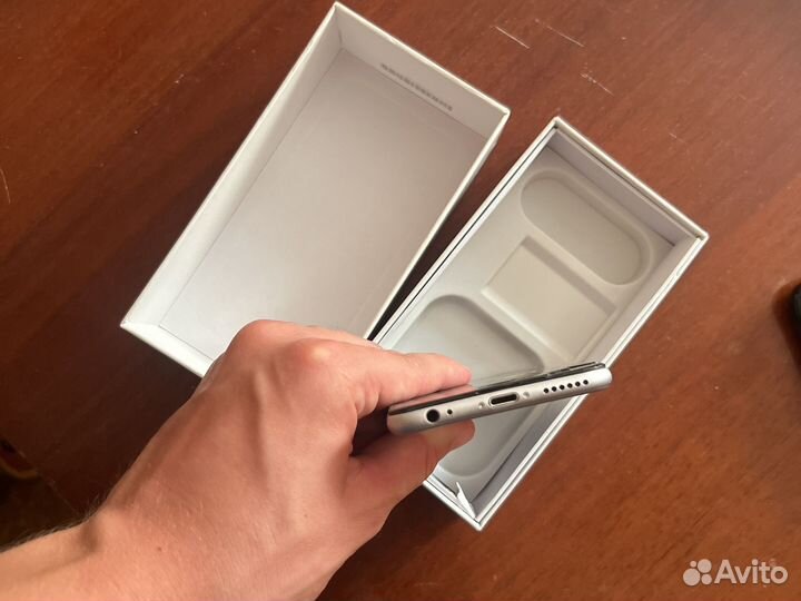 iPhone 6s на запчасти