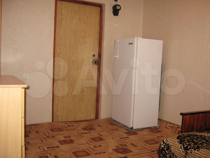 Комната 14 м² в 5-к., 1/5 эт.