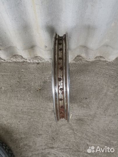 Колесо мопед карпаты