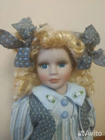Кукла фарфоровая новая