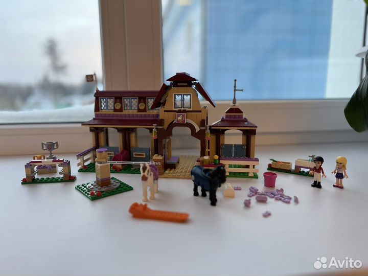 Конструктор Lego Friends клуб верховой езды