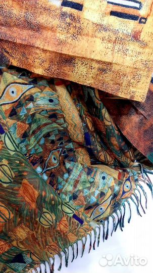 Палантин с картиной художника Климта