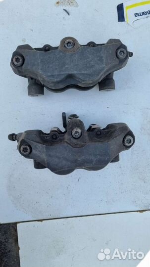 Тормозные суппорта Tokico suzuki gsx-r 750 k9