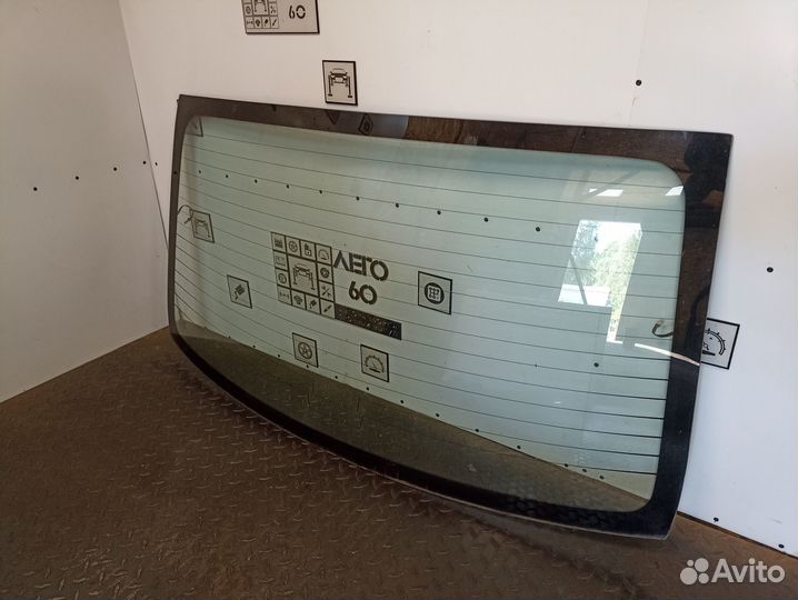 Стекло заднее для Renault Logan