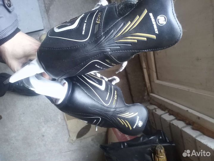 Коньки хоккейные 36размер