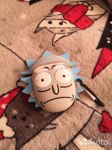 Чехол на airpods Рик и Морти