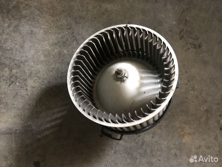 Мотор печки Мазда 3 вк бк Mazda 3 BK