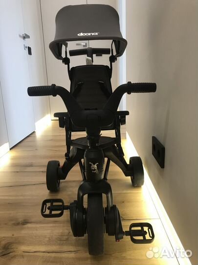 Велосипед Dina Like Trike с родительской ручкой