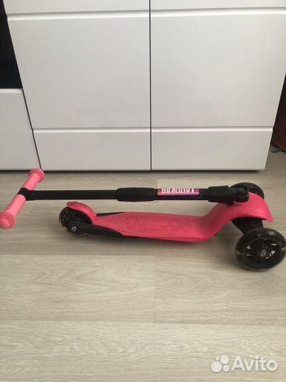 Самокат детский трехколесный