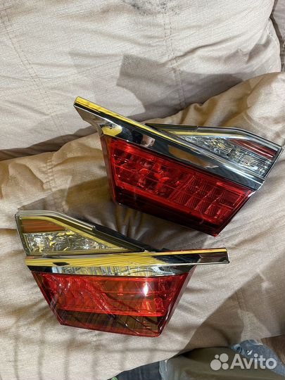 Задний фонарь toyota camry 55
