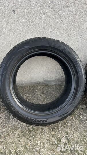 Bridgestone Blizzak DM-V1 275/55 R20 111R