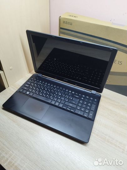 Ноутбук Acer A8-6410/16Gb/R5 M240 2Gb/1000Gb