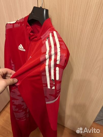 Спортивная кофта adidas