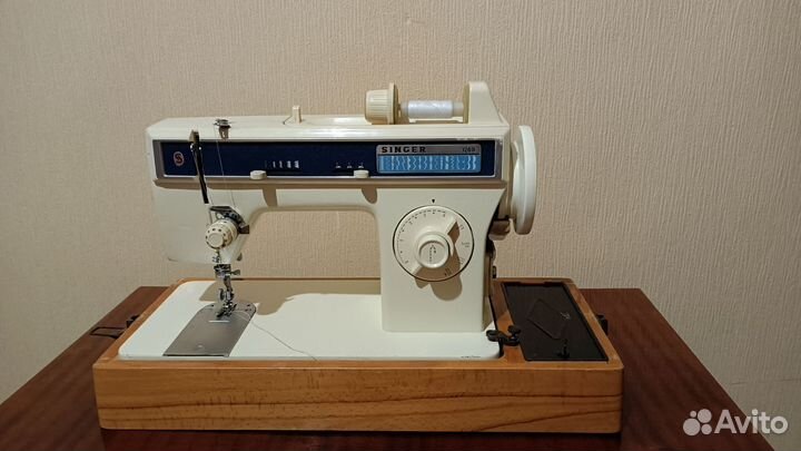 Швейная машина zinger