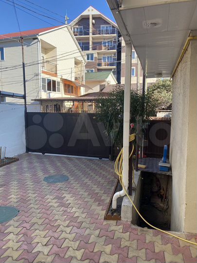 Комната 15 м² в 4-к., 1/2 эт.